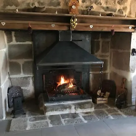 Pour Famille * Saint-Clement (Cantal)