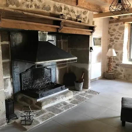 Pour Famille * Saint-Clement (Cantal)